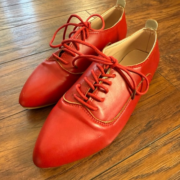 Shoes - Vintage Leather Red Oxford Shoes | Size 38 (7.5)
